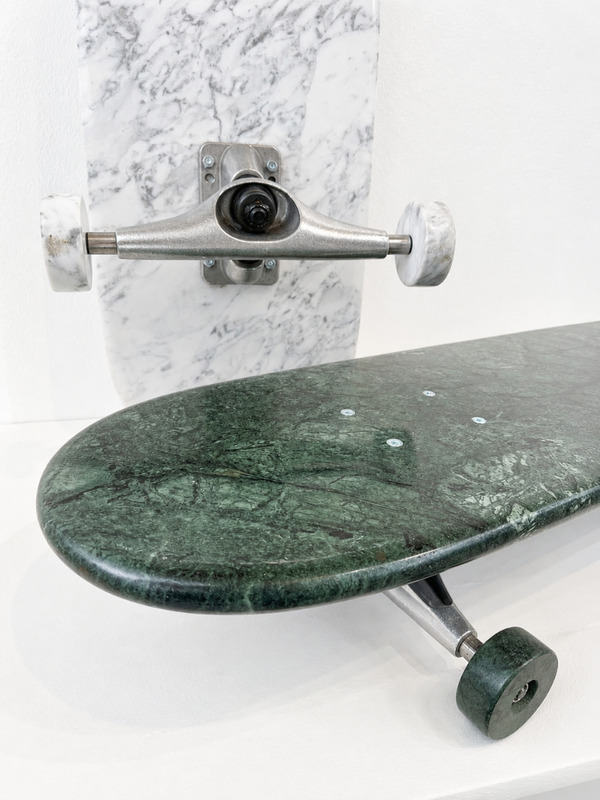 Art - Design Marble Skateboard / Skateboard en marbre