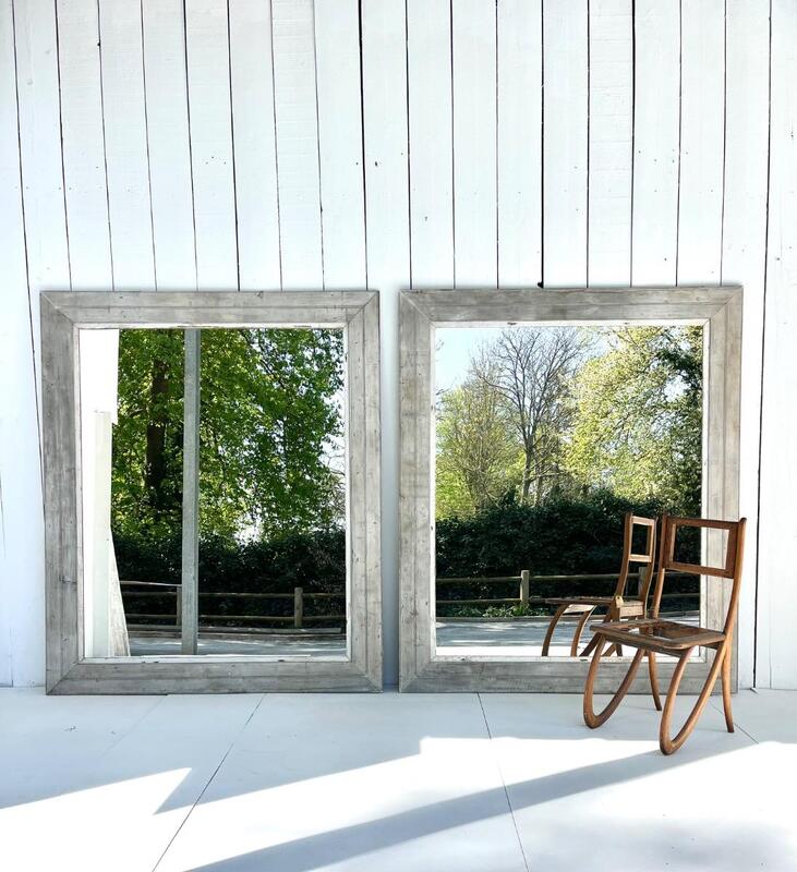 Nice pair of mirrors XL wooden frames with a stunning patina / jolie paire miroirs XL
